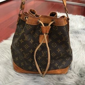 Vintage Louis Vuitton Monogram Bucket Bag